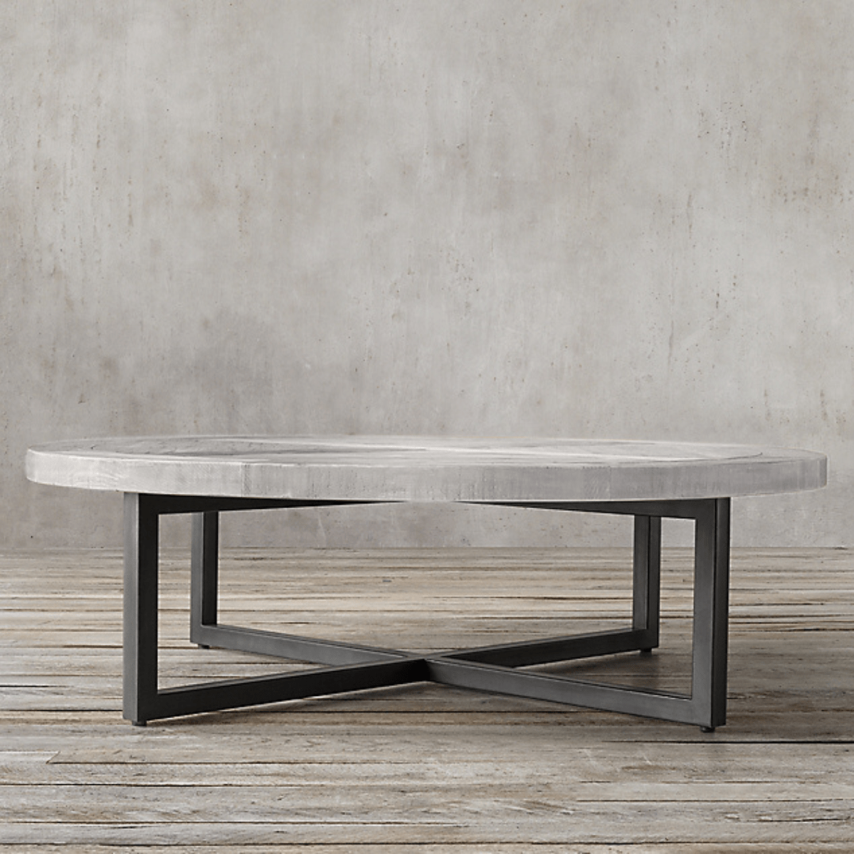 Mesa Lisboa diseño contemporáneo, cubierta de madera lenga y estructura de fierro | Greenwoods Chile